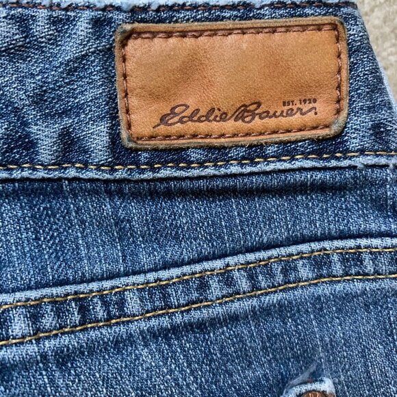 Eddie Bauer Women's Shaped Fit Straight Leg Specially Dyed Denim Jeans Size 14 R - Picture 7 of 8
